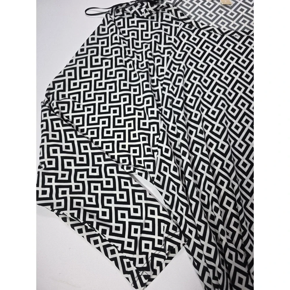 Michael Kors Belted Geometric Shift Dress Black White Long Sleeve Size S
